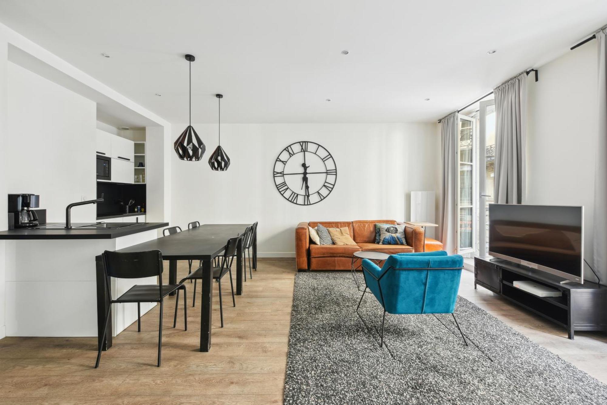 Appartement Elegant Dans Le Quartier Concorde A *